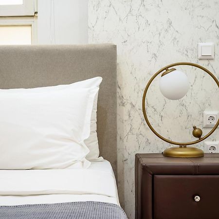 Gk City Vibe Apartment Атина Екстериор снимка