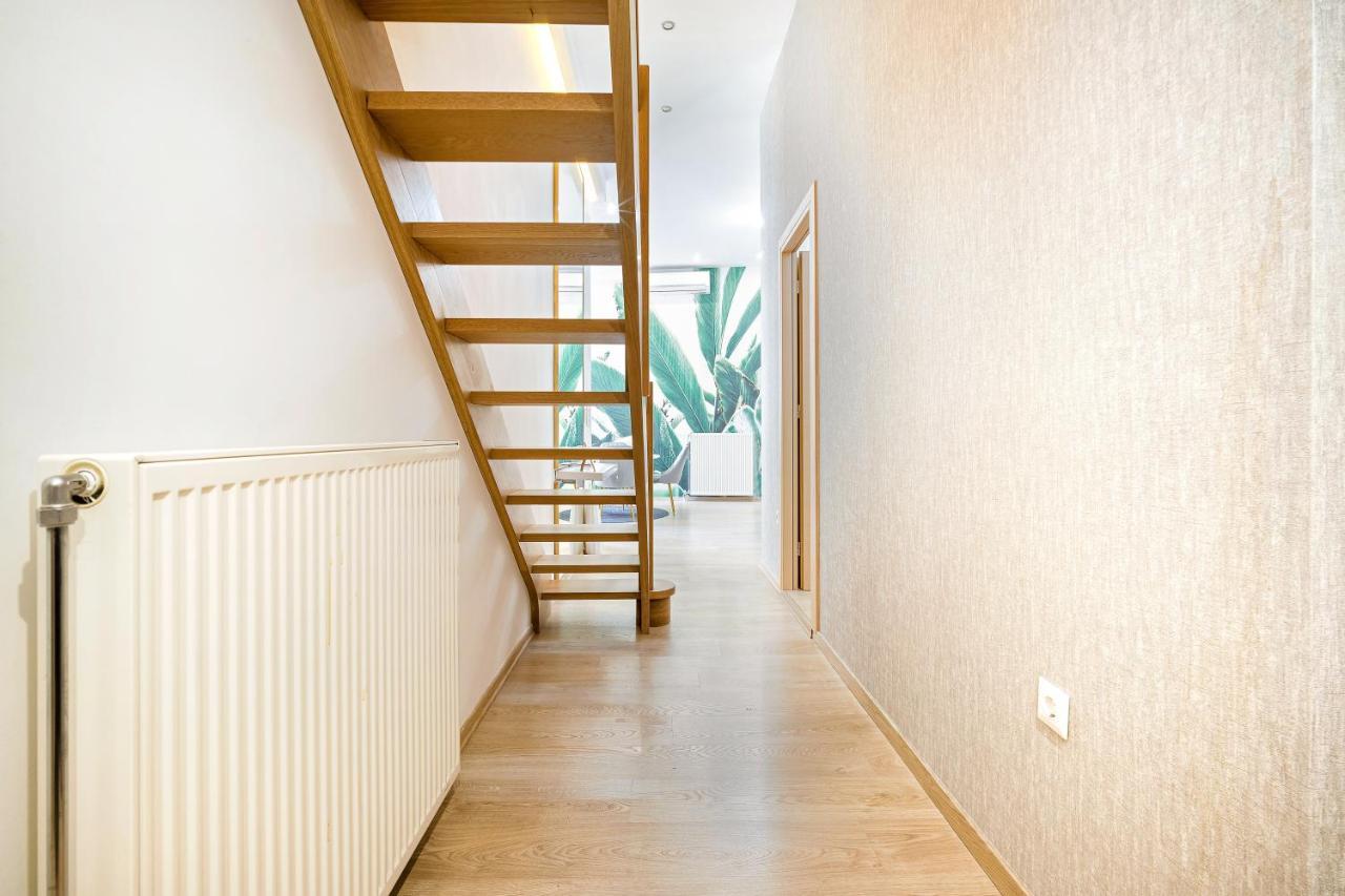 Gk City Vibe Apartment Атина Екстериор снимка