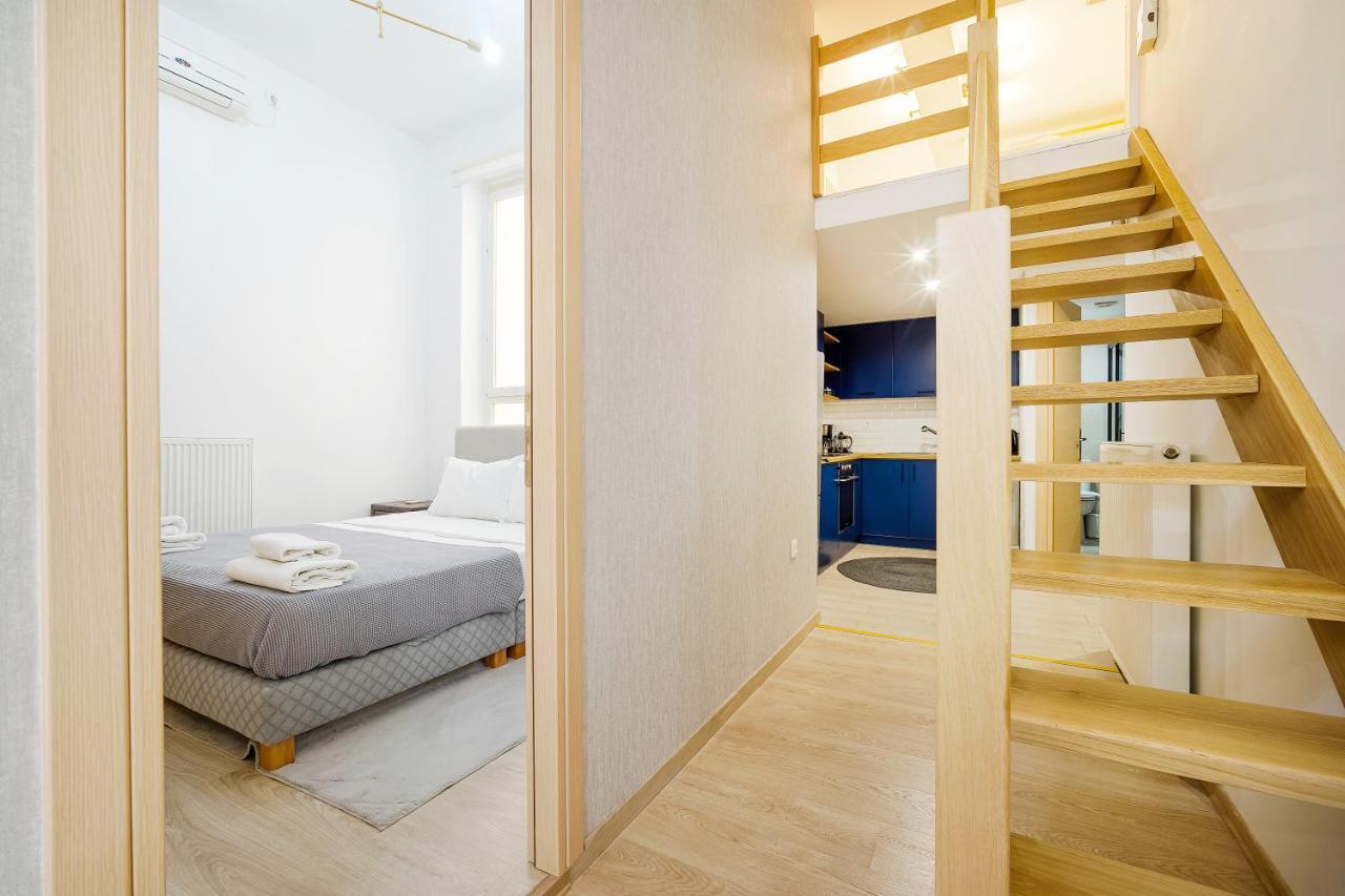 Gk City Vibe Apartment Атина Екстериор снимка