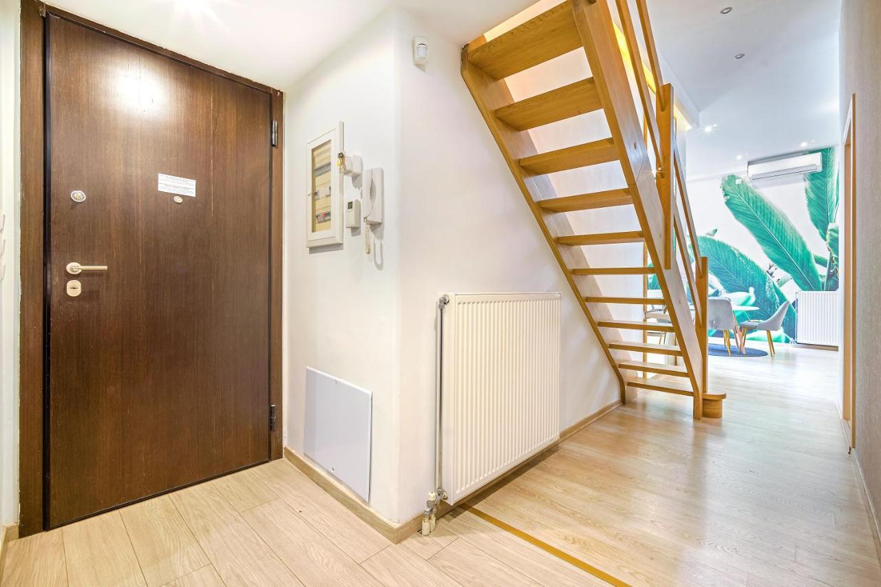 Gk City Vibe Apartment Атина Екстериор снимка