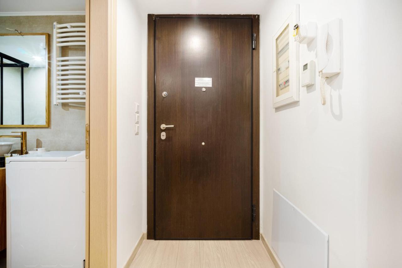Gk City Vibe Apartment Атина Екстериор снимка