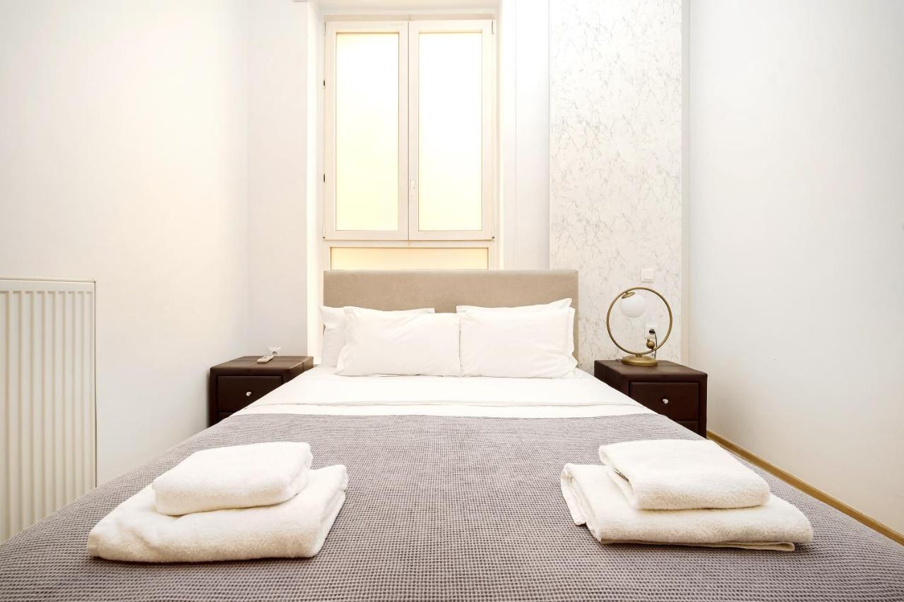 Gk City Vibe Apartment Атина Екстериор снимка