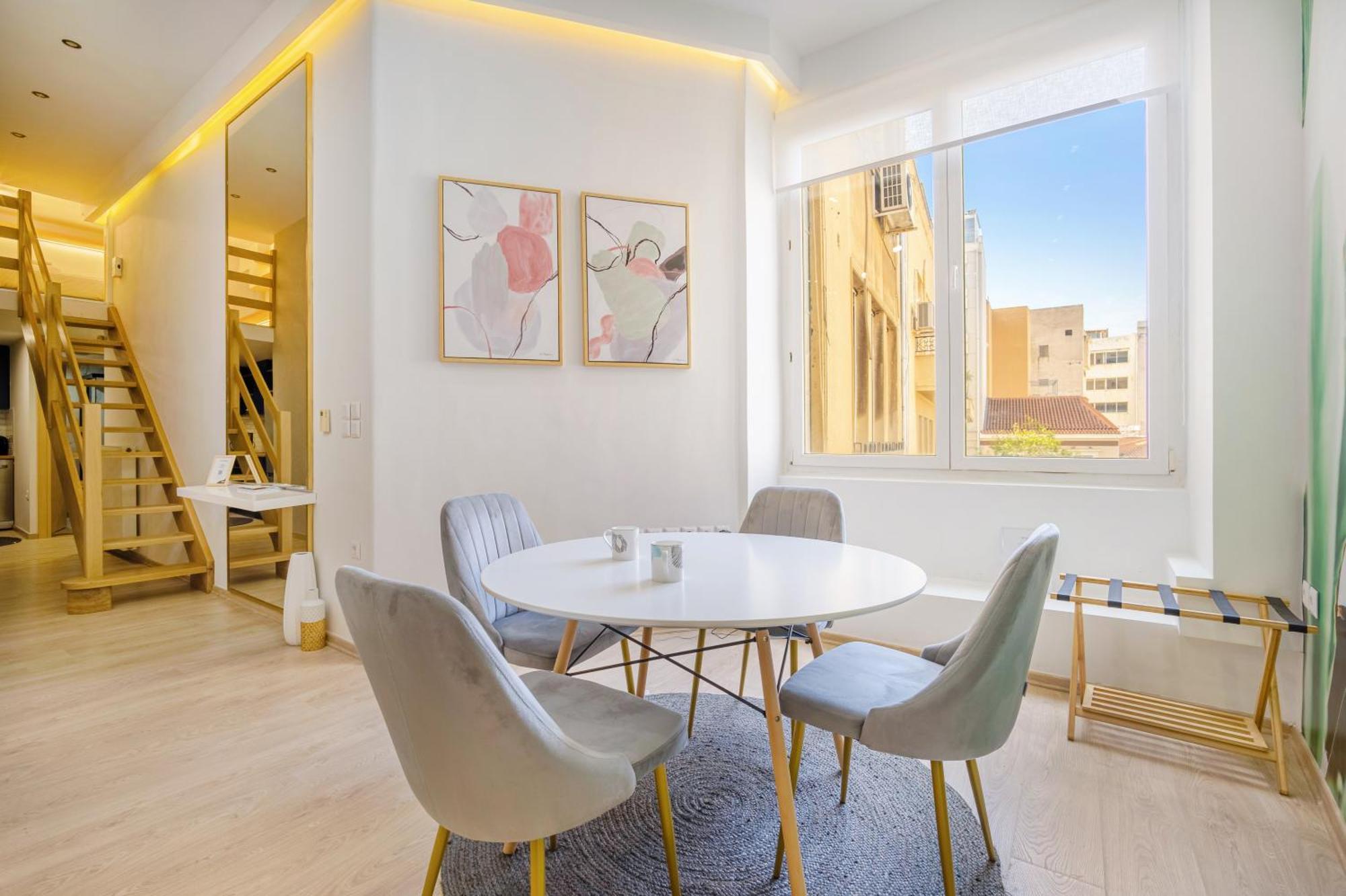 Gk City Vibe Apartment Атина Екстериор снимка